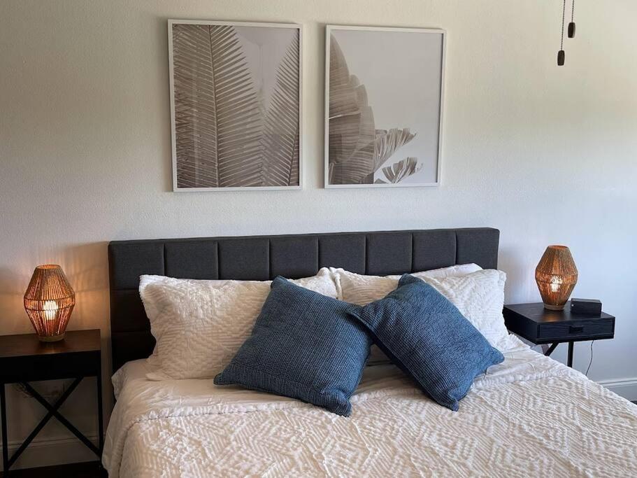 Lakeview Bungalow-Access To Lake, Pool, Gym, &Park Lago Vista Exteriör bild